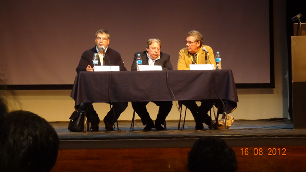 Comentarios y discusió a cargo de los Drs. Richard Burger, Luis Jaime Castillo y Jeffrey Quilter