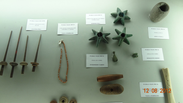 Pi�ces diverses, m�tal, os...